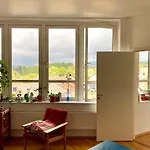 The Nest - Feels Like Home - Quiet And Bright
