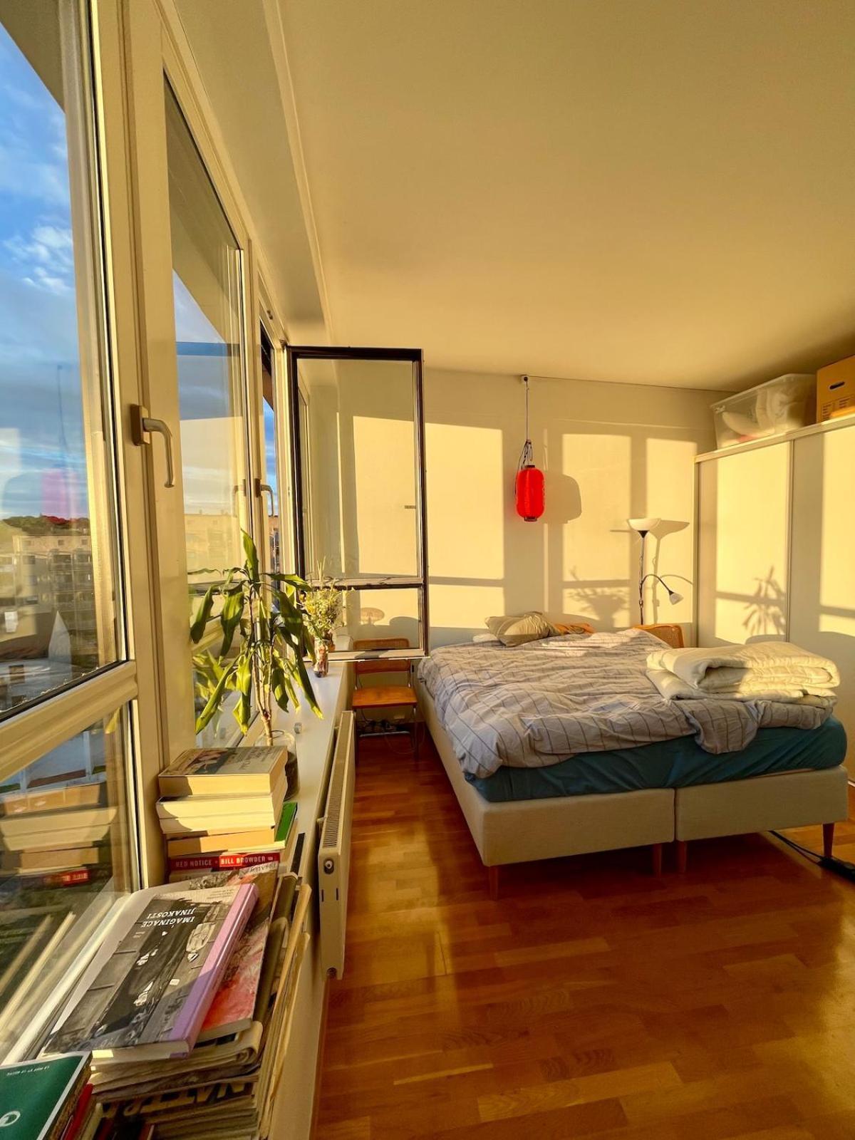 The Nest - Feels Like - Quiet And Bright Oslo